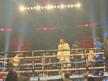 Внук Мухаммеда Али брутально нокаутировал соперника: видео