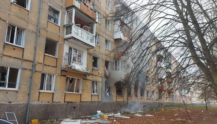 Люди вистрибували з вікон: у Росії в житловому будинку прогримів потужний вибух.