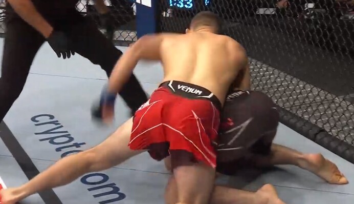 Покарав за зухвалість: польський боєць за раунд знищив росіянина, відео