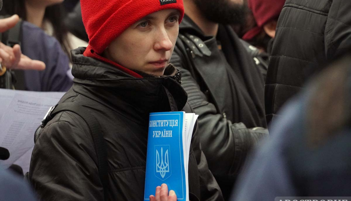 Кажуть, у щепленнях є наркота: фото та відео 