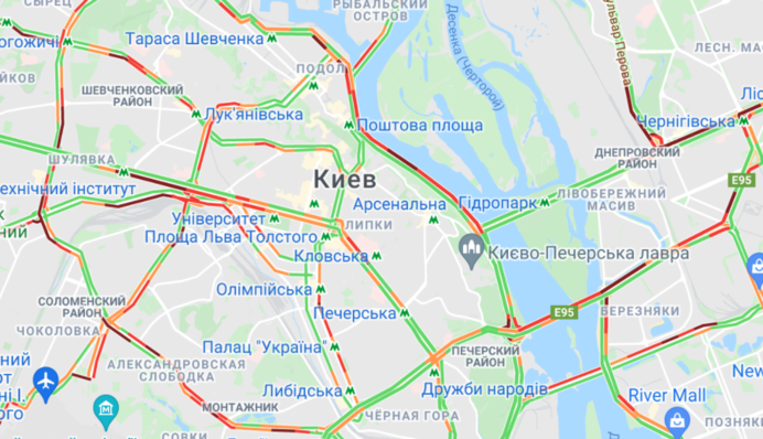 Рух мостами паралізований: Київ скували пробки вранці 4 листопада, карта