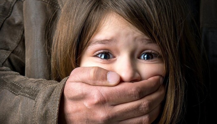 Пропонував дітям солодке: на Одещині старий педофіл пішов під суд