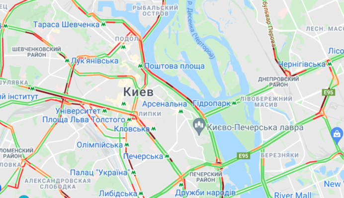 Київ знову стоїть у ранкових пробках: карта заторів 9 листопада