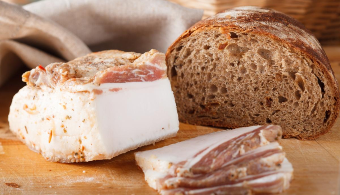 Цена на сало в Украине достигла рекордной отметки