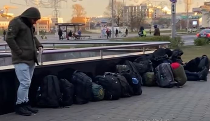 Лукашенко знову включив 