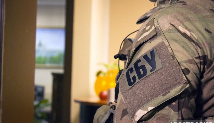 Схемы на миллионы гривен: СБУ накрыла три центра для подделок COVID-сертификатов