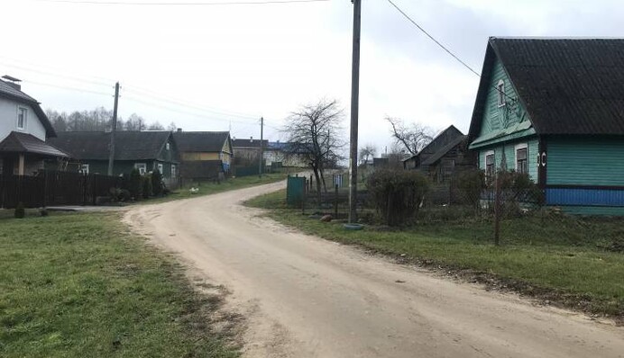 Белорусы о нашествии мигрантов на границу: запираем двери и трясемся от страха