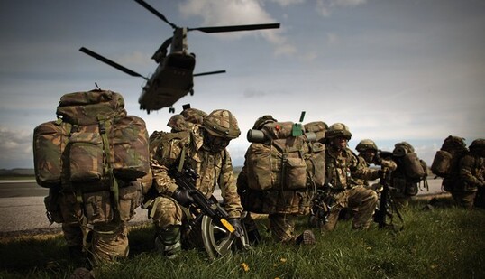 Загроза вторгнення на Донбас: Британія готова відправити проти військ Путіна свій спецназ