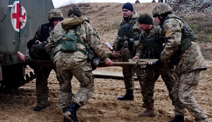 Бойовики знову зірвали перемир'я на Донбасі, ЗСУ зазнали втрат