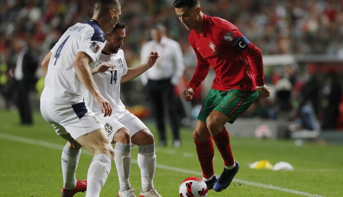Мучения россиян и сенсация в Португалии: результаты отборочных матчей 14 ноября