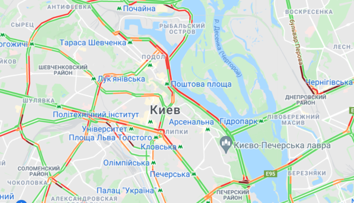 Киев сковали мощные пробки: где нельзя проехать, карта