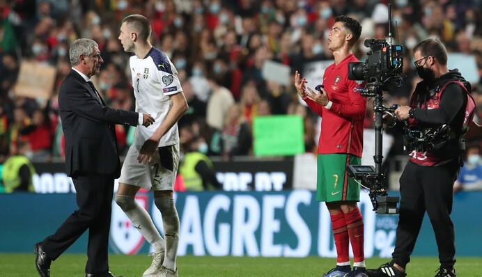 Роналду шокировал реакцией на поражение от Сербии: видео