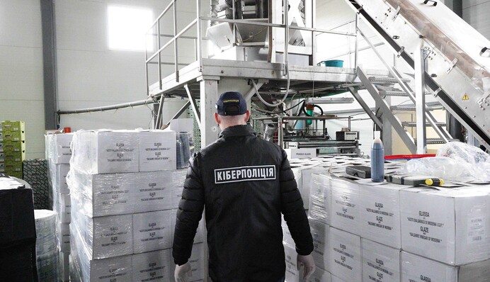 Осторожно, подделка: полиция накрыла горе-предпринимателей, 