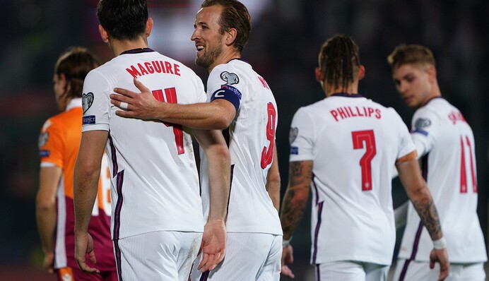 Англия устроила 