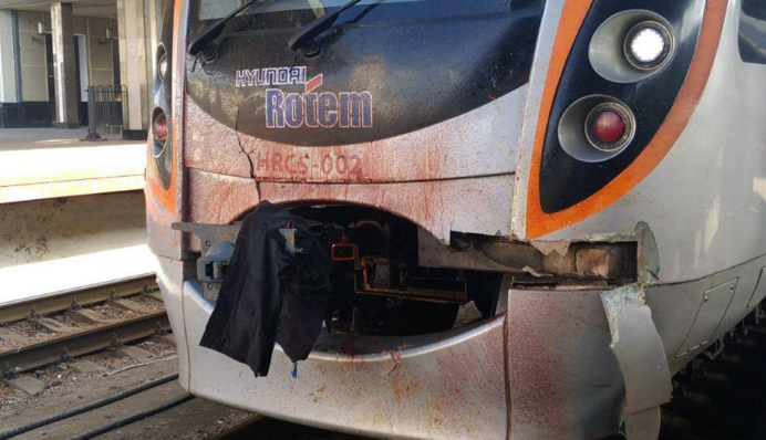 Під Харковом жінка потрапила одразу під два потяги