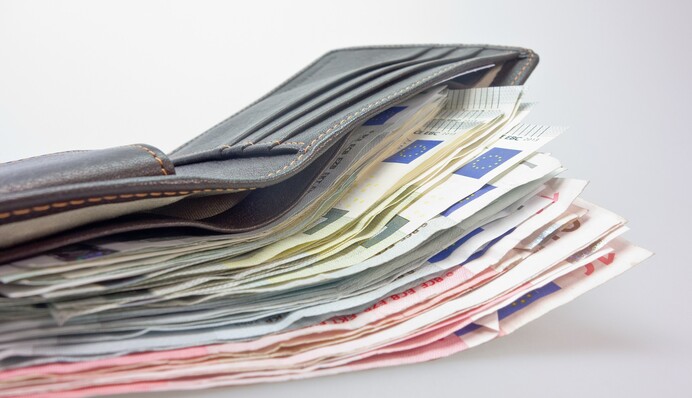 Чи можуть недержавні фонди зникнути з пенсіями вкладників: у Кабміні відповіли