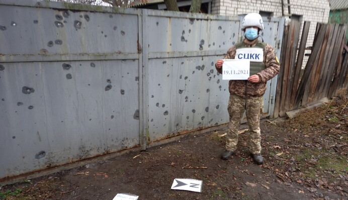 На Донбасі бойовики завдали ударів по двох селах: фото наслідків