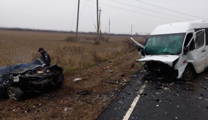 ​Машину смяло, как бумагу: в страшном ДТП на Закарпатье погибли три человека