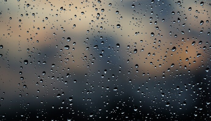 Погода зіпсує плани українців у вихідні: коли і де чекати "сюрпризів"