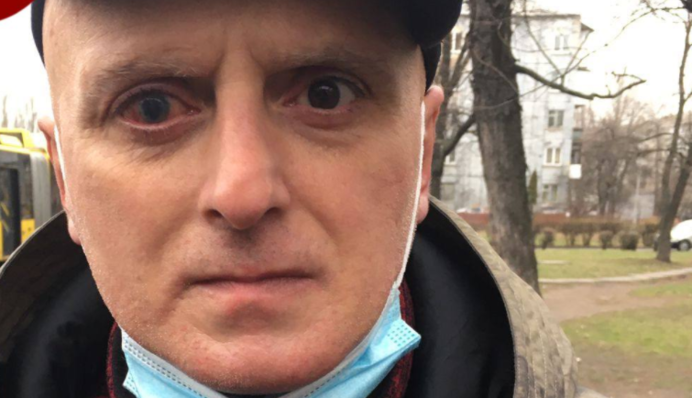 Приехали в Украину воровать: в столичной маршрутке поймали на горячем воров-иностранцев, фото