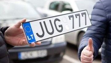 Захистився від штрафу: перший українець віддав 