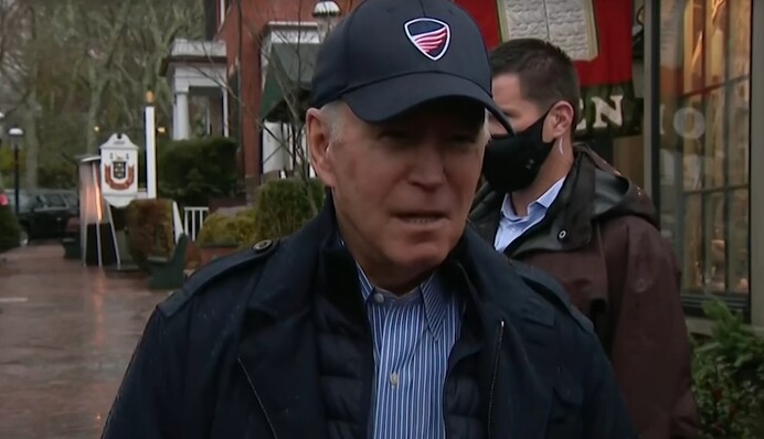 Байден стривожений словами Зеленського про можливий держпереворот