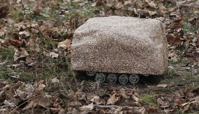 Уровень 5 класса: сети повеселило создание камня-шпиона для войск Путина