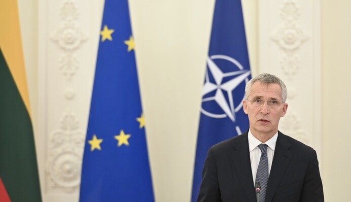 ​НАТО сохраняет бдительность: России намекнули, что Украину в обиду не дадут