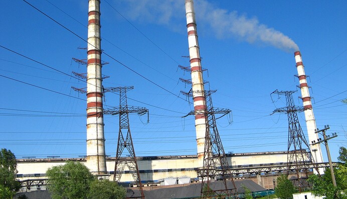 На великій ТЕС на Прикарпатті стався вибух і нова пожежа, є постраждалі