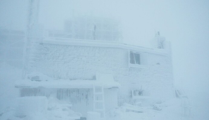 ​В Украину ворвалась непогода со снегом и ураганным ветром: чего ждать еще