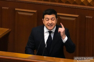 Экономический паспорт детям, двойное гражданство и новые танки с кораблями: главные тезисы выступления Зеленского