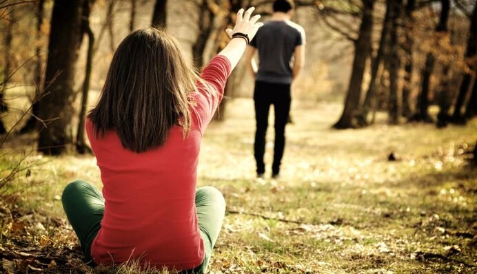 Любят страстно, помнят обиды и бросают партнера навсегда: ТОП-4 знаков Зодиака