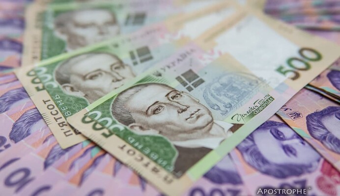 Скільки людей отримує 500 доларів? Гройсман різко відповів на спіч Зеленського щодо зарплат українців