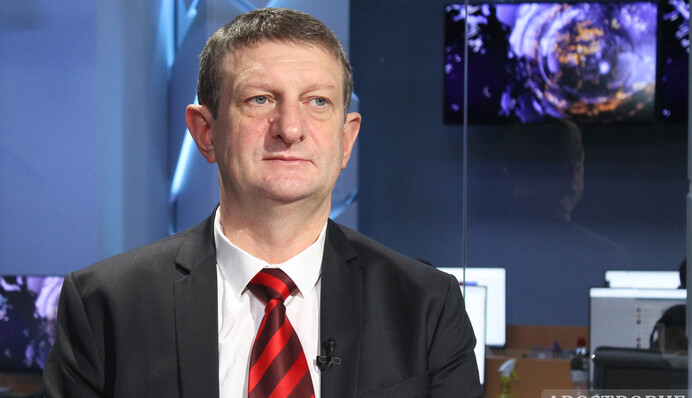 У "Омікрона" є головна особливість: лікар розповів, чим небезпечний новий штам