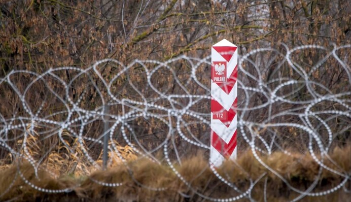 Допомагали мігрантам: на кордоні з Польщею затримали двох українців