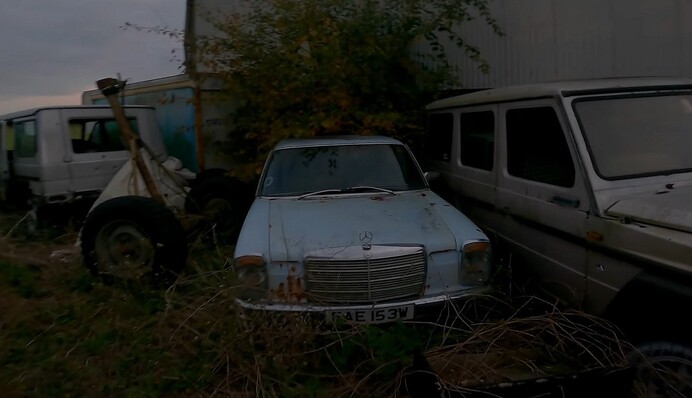 В Британии нашли кладбище с внедорожниками 