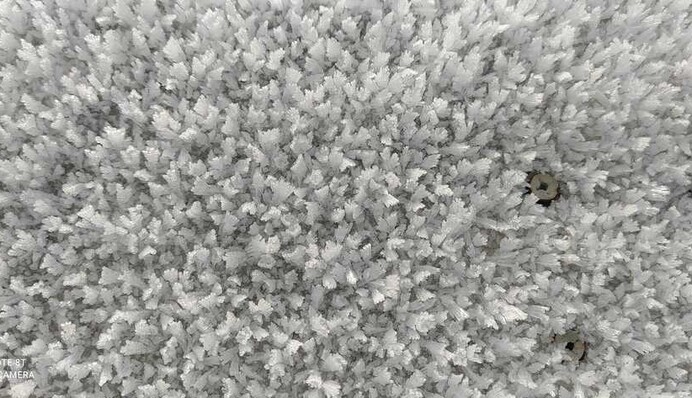 В Украине заметили ледяные 