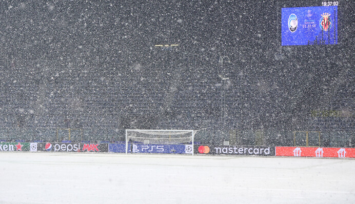Погода проти футболу: у Лізі чемпіонів перенесли центральний матч дня