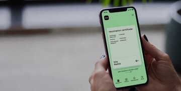 Тысяча за вакцинацию: украинцев предупредили о возможном сбое в работе "Дії"