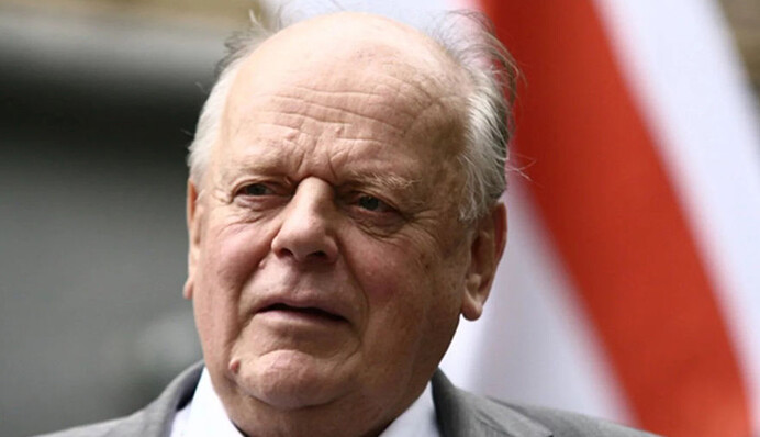 Підгодовують Лукашенко: Шушкевич розповів про плани РФ щодо поглинання Білорусі