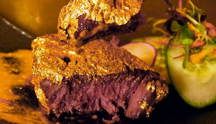 Золоті стейки за доступну ціну: де можна скуштувати вишукану страву
