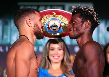 Ломаченко та Коммі провели "битву" на вагах: хто переміг