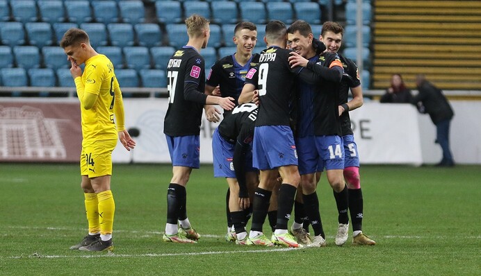 Сумасшедшая пушка: ветеран украинского футбола забил красивейший гол, видео