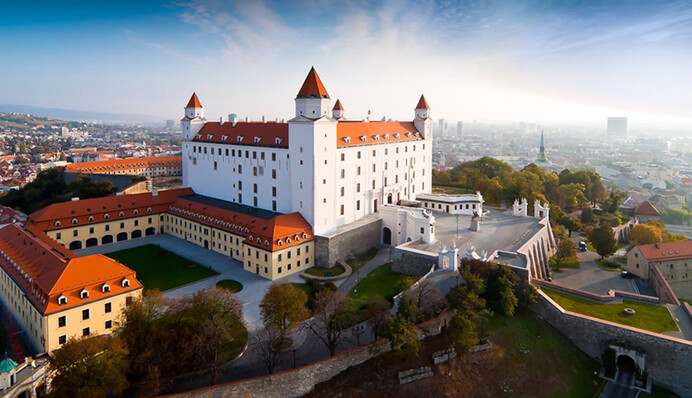 Словаччина закрила кордони для українців: для кого зробили виняток