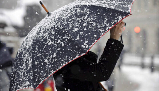 ​На вулицю краще не виходити: у вихідні погода піднесе неприємний сюрприз