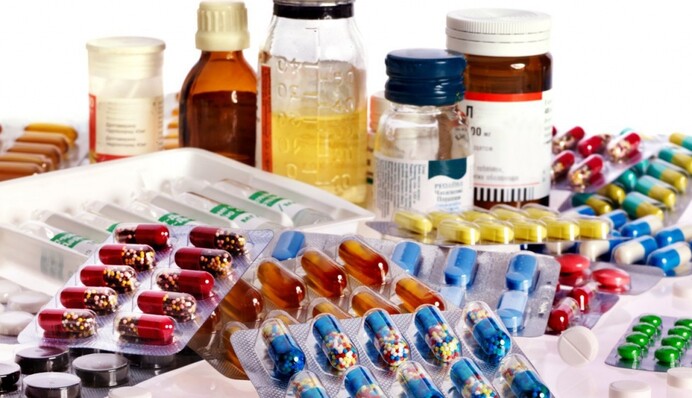 Пока к врачу попадешь, можно ласты склеить: реакция сети на запрет продажи  антибиотиков