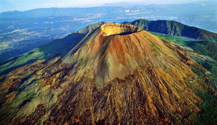 Знайдено скелет людини, яка загинула під час виверження Везувію - до порятунку йому залишалося кілька кроків: фото