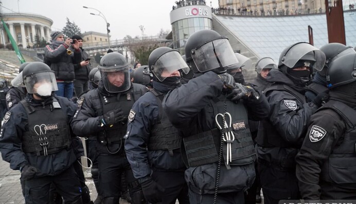 На спорткаре с оружием и взрывчаткой: полиция задержала знаменитого столичного автоугонщика