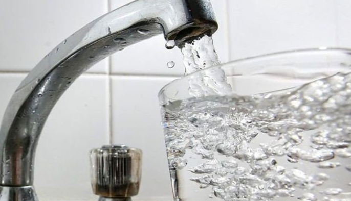 Перед Новим роком в Україні злетіли тарифи на воду: наскільки зміняться платіжки