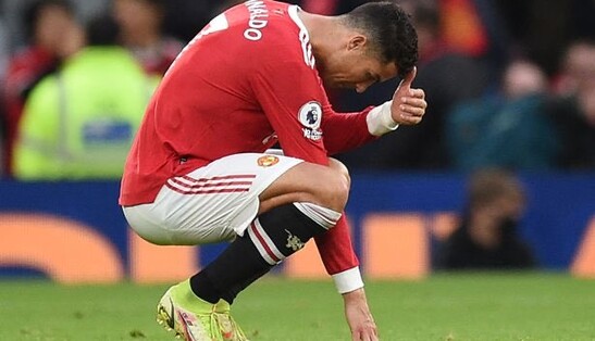 Снес соперника мощным ударом: Роналду отметился жестким фолом в игре, видео